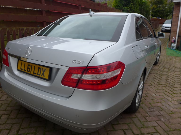 Mercedes-Benz, E CLASS, Saloon, 2011, Semi-Auto, 2143 (cc), 4 doors