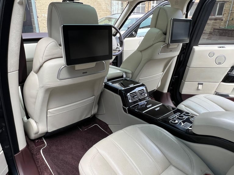 2017 Land Rover Range Rover 4.4 SD V8 Autobiography Auto 4WD Euro 6 (s/s) 5dr LWB ESTATE Diesel A...