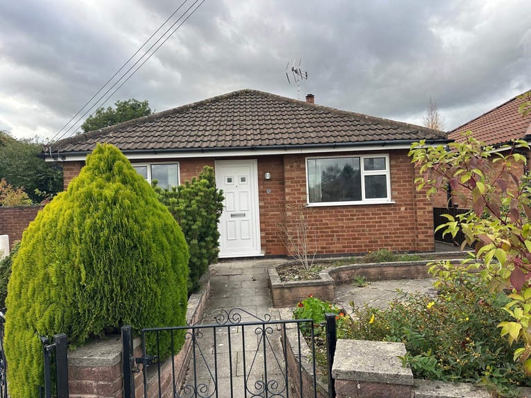 2 bed bungalow to rent