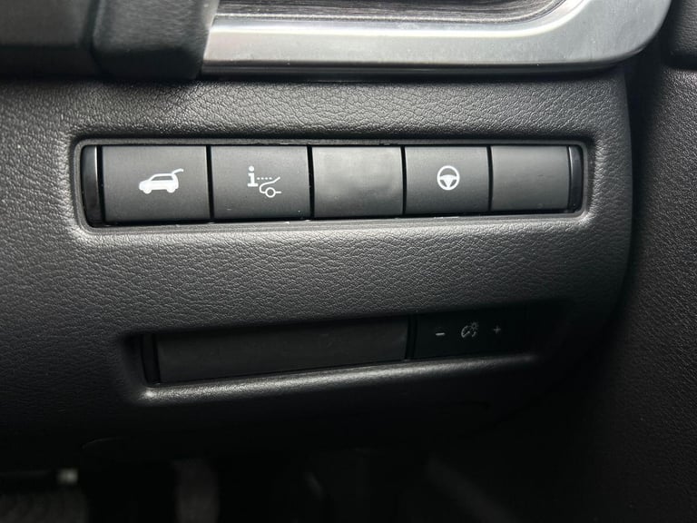 2025 Nissan Qashqai 1.5 h e-POWER Tekna SUV 5dr Petrol Hybrid Auto Euro 6 (s/s) (190 ps) SUV PETR...