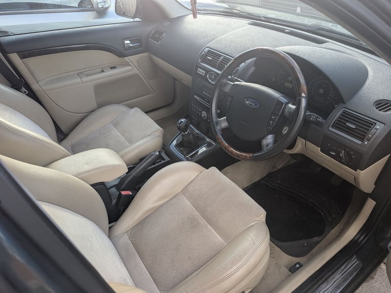 Ford, MONDEO, Estate, 2005, Manual, 2198 (cc), 5 doors