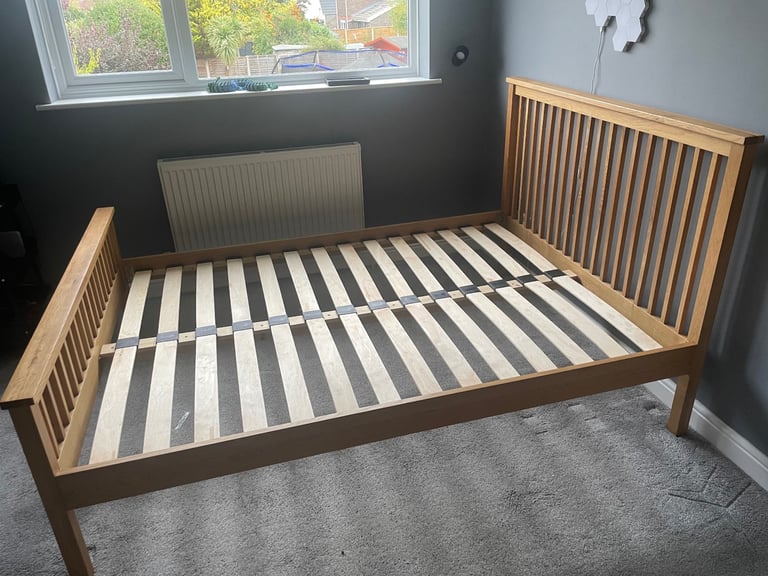 Double bed frame
