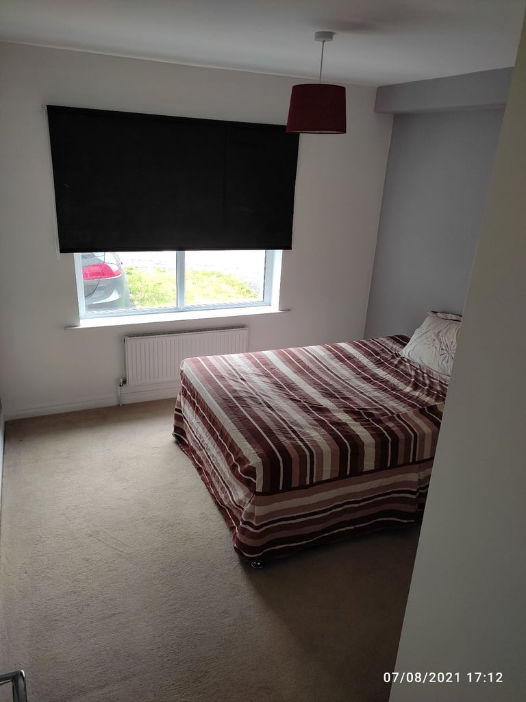Spacious ground floor apartment near centre