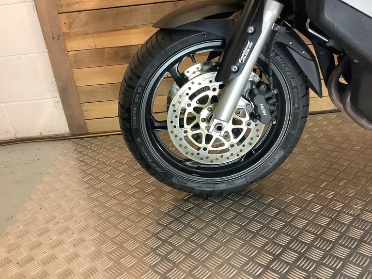 Honda VFR 800 CROSSRUNNER