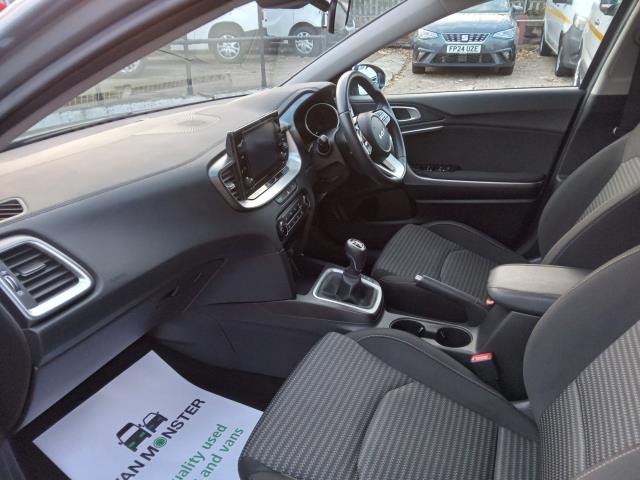 2023 Kia Ceed 1.5T Gdi Isg 2 5Dr Hatchback Petrol Manual