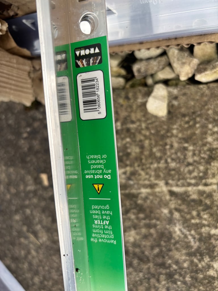 image for Tile trim