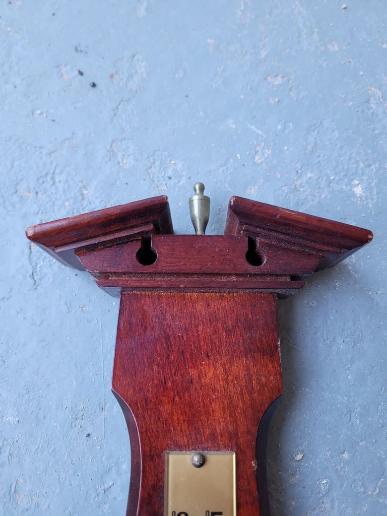 Large Vintage Banjo Weathermaster barometer, thermometer and hygrometer. 