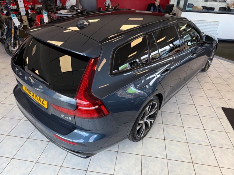  Volvo V60 2.0 D4 [190] R DESIGN Pro 5dr Auto Diesel
