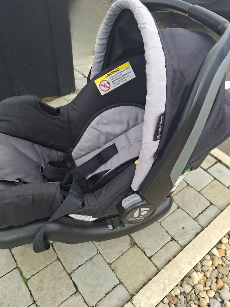 Babytrend Car Seat/Carrier 