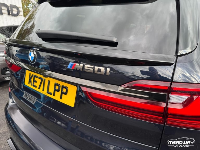 2022 BMW X7 4.4 M50i V8 Dark Shadow Edition SUV 5dr Petrol Auto xDrive Euro 6 (s/s) (53 ESTATE Pe...