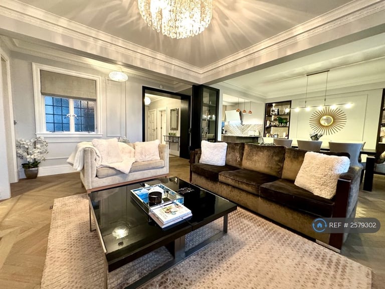 4 bedroom flat in Chiltern Court, London, NW1 (4 bed) (#2579302)