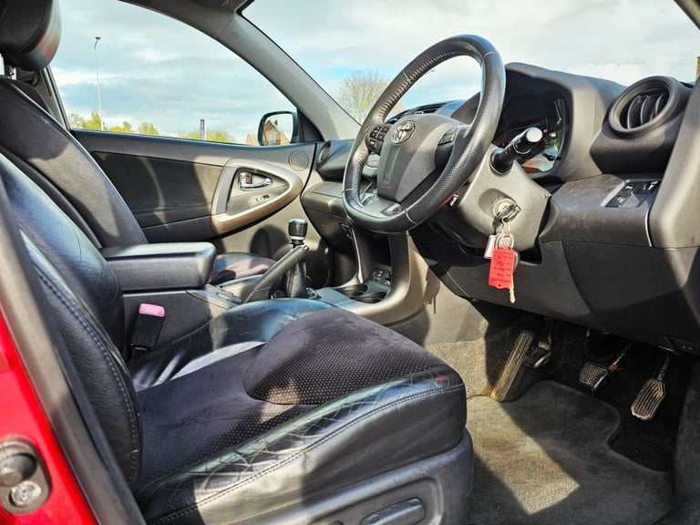 2010 Toyota RAV4 2.2 D-4D XT-R SUV 5dr Diesel Manual 4WD Euro 5 (150 ps) 12 MONTHS MOT ON SA ESTA...