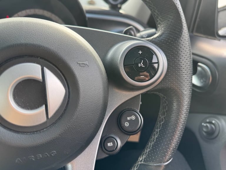 2016 smart forfour 1.0 Edition Black Hatchback 5dr Petrol Twinamic Euro 6 (s/s) (71 ps) Hatchback...