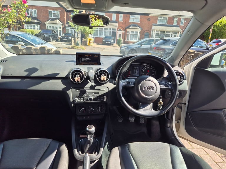 Audi, A1, Hatchback, 2017, Manual, 999 (cc), 5 doors