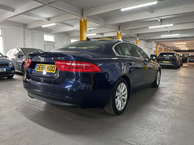 2016 Jaguar XE 2.0d Portfolio Euro 6 (s/s) 4dr SALOON Diesel Manual