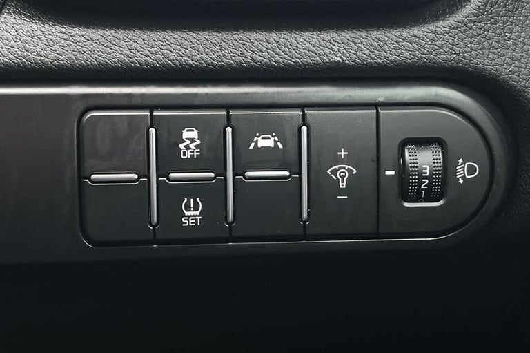 2020 Kia XCeed 1.0T GDi ISG Edition 5dr - REVERSING CAMERA with SENSORS, CRUISE CONTROL, P Hatchb...