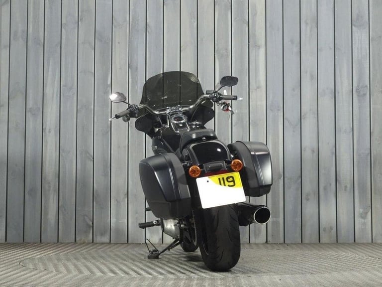 2019 19 HARLEY-DAVIDSON SOFTAIL FLSB SPORT GLIDE 1745