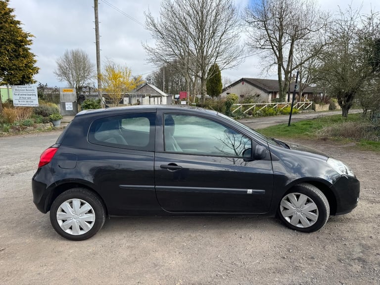 2010 Renault Clio 1.2 Extreme 3Dr Hatch £1350
