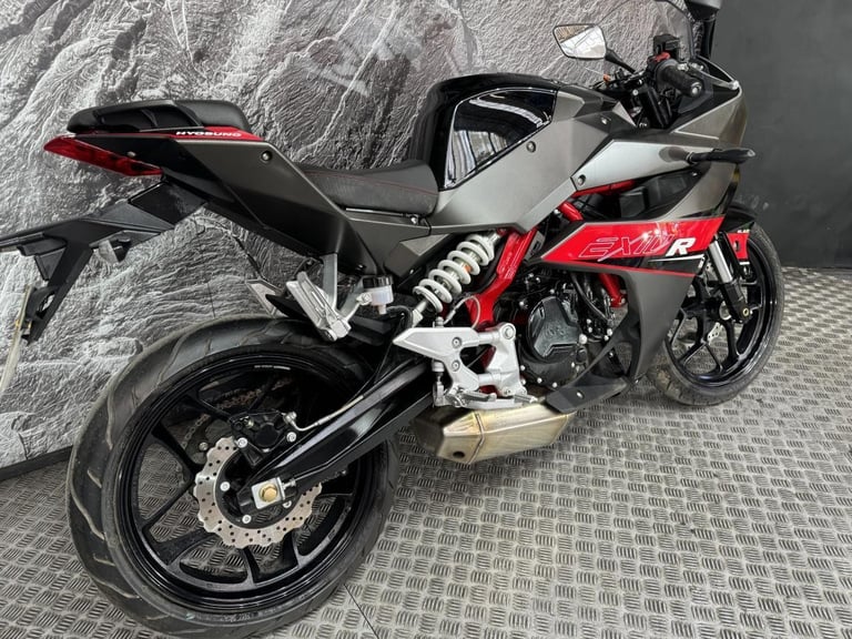 HYOSUNG GD250R GD 250 R 2016