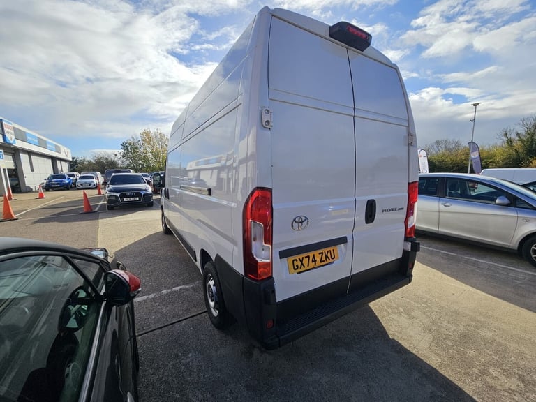 2024 Toyota PROACE MAX 2.2D 140 Icon H3 Van High Volume/High Roof Van Diesel Manual