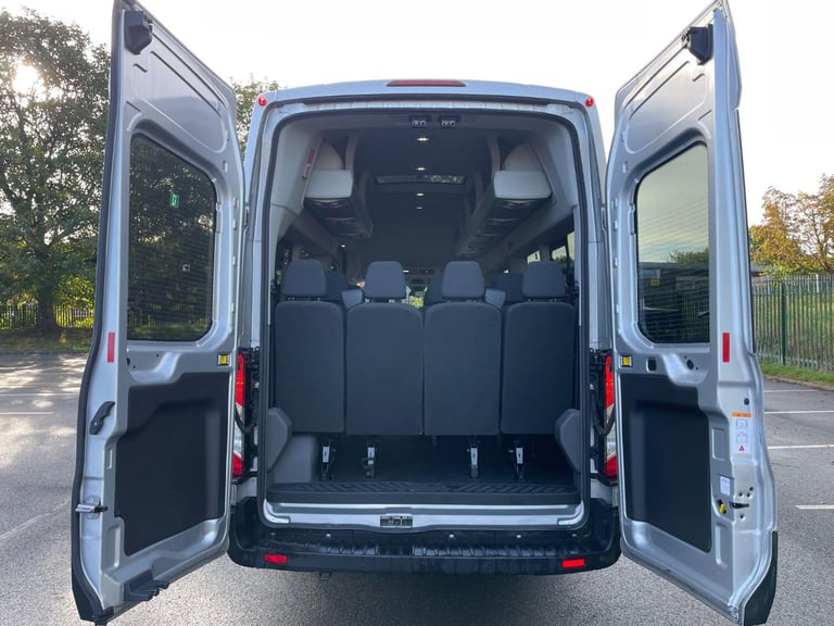 FORD TRANSIT 2.0 TDCI T460 TREND 17 SEAT MINIBUS EURO 6 AIR CON 2022