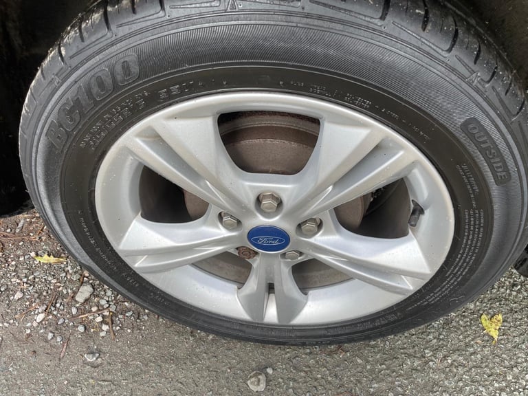 FORD FOCUS 1.6 ZETEC 11 REG BLACK 5 DOOR TIMING BELT REPLACED MOT JULY 2026 LOW INSURANCE 45+MPG