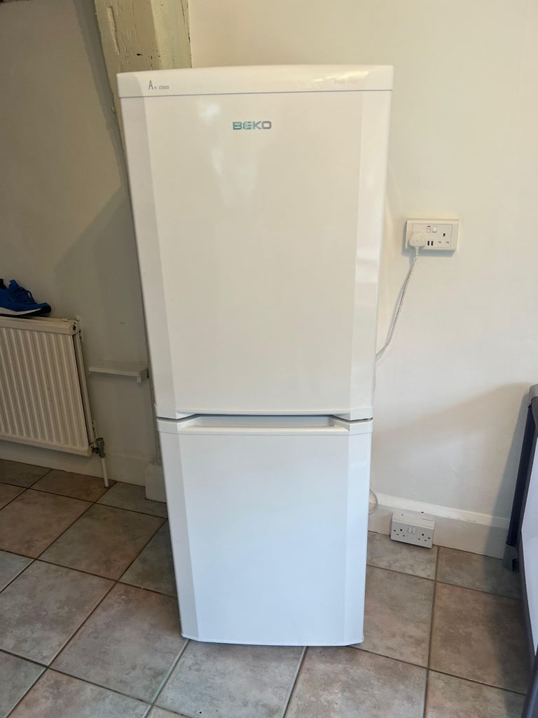 image for BEKO Fridge Freezer Available in Excellent Condition 