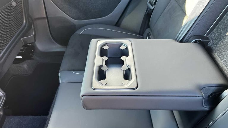 2024 Volvo XC40 Plus B3 Mild hybrid ESTATE Petrol/Electric Hybrid Automatic