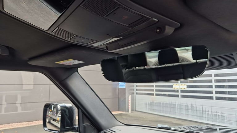 2024 Land Rover Defender 3.0 D350 X-Dynamic SE 90 3dr Auto ESTATE DIESEL Automatic