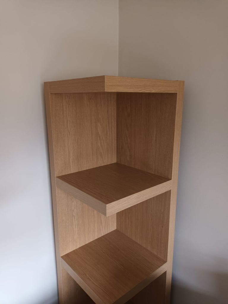 CORNER STORAGE UNIT 