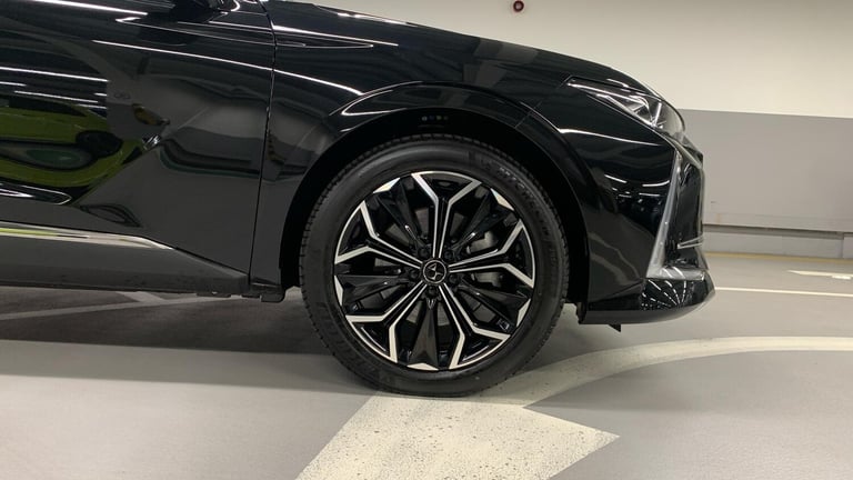 2025 DS Automobiles DS 4 1.6 E-TENSE 12.4kWh Rivoli Hatchback 5dr Petrol Plug-in Hybrid EAT8 Euro...