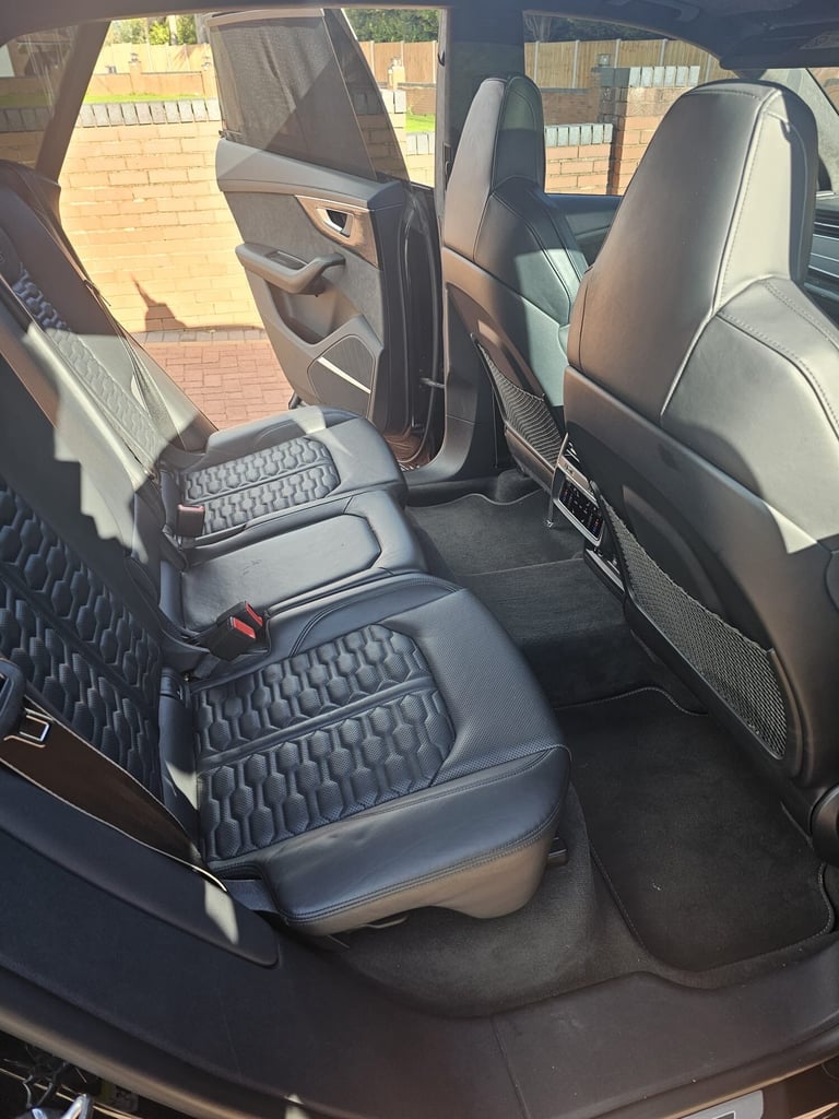 AUDI RSQ8 TFSI QUATTRO VORSPRUNG 