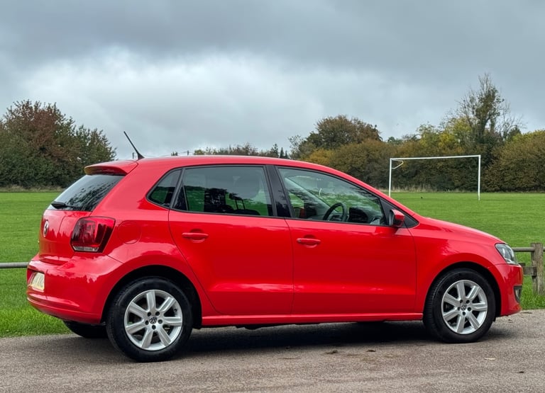 VOLKSWAGEN POLO 1.2 MATCH 60 MANUAL 5DR HATCHBACK 2014 [14] RED