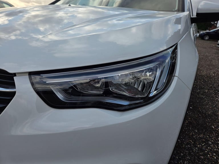 2019 Vauxhall Grandland X 1.2 Turbo Tech Line Nav Auto Euro 6 (s/s) 5dr Petrol