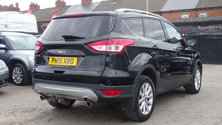 FORD KUGA 2.0 TDCi Titanium Black Manual Diesel 2015