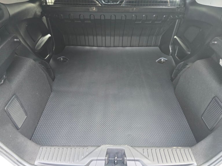 2022 Ford Fiesta Van 1.0T EcoBoost MHEV Sport Van Euro 6 125 ps - AIR CON + CRUISE CAR DERIVED VA...