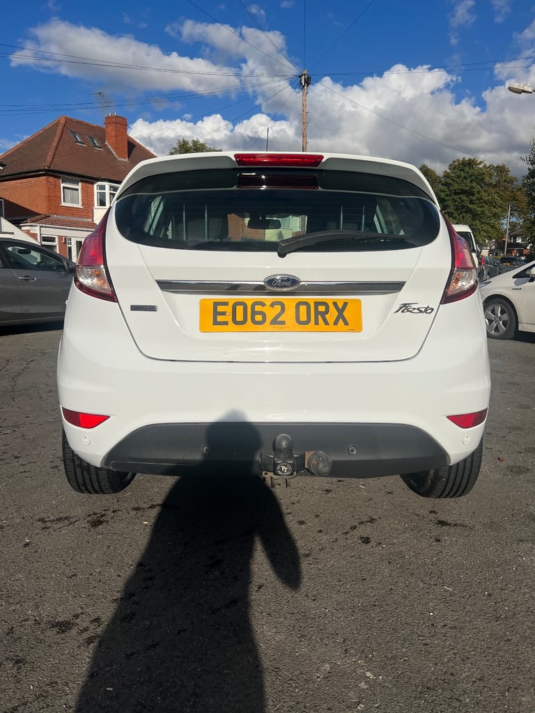 Ford, FIESTA, Hatchback, 2012, Manual, 998 (cc), 5 doors