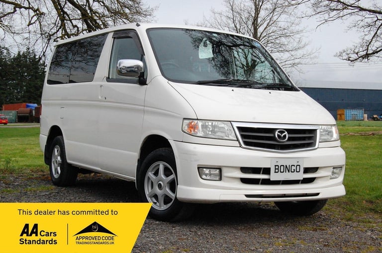 MAZDA BONGO FRIENDEE White Auto Petrol 2000