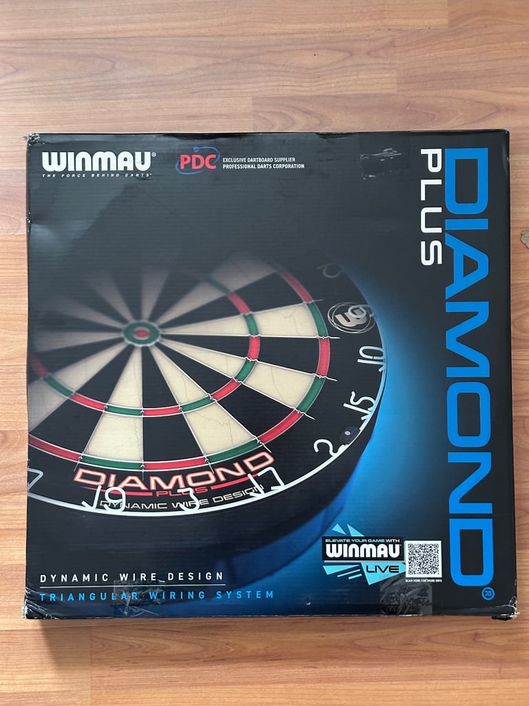 WINMAU DIAMOND PLUS DARTBOARD 