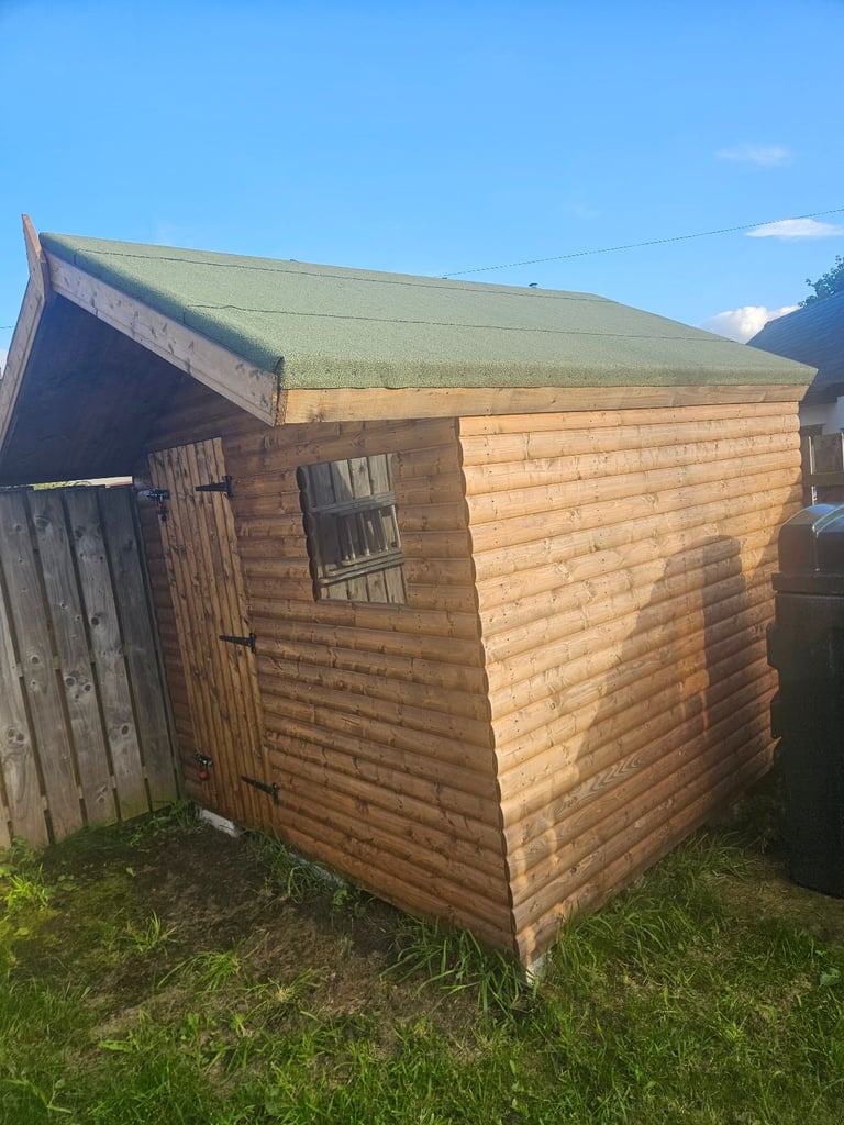 8x8 garden shed with over hang
