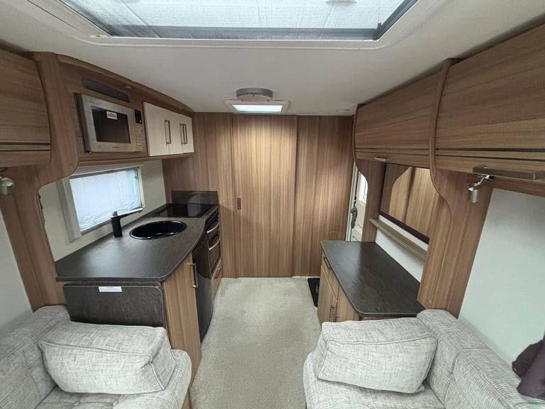 2015 Lunar Lexon 470