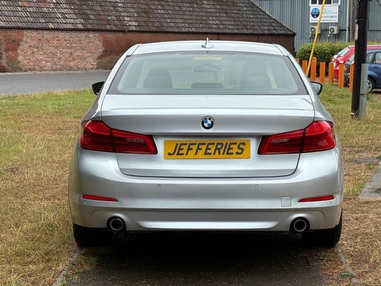 2018 68 BMW 5 SERIES 2.0 520D SE SALOON 4DR DIESEL AUTO EURO 6 (S/S) (190 PS) DI