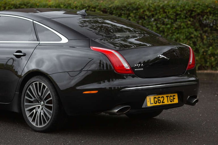 2012 Jaguar XJ Ultimate SALOON PETROL Automatic