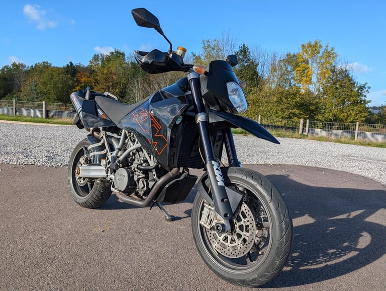 2005 KTM 950 SUPERMOTO