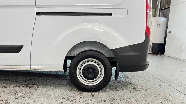 2022 Ford Transit Custom 2.0 EcoBlue 130ps Low Roof Leader Van Van Diesel Manual