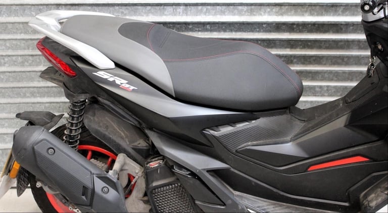 2022 22 APRILIA SR 125 GT SPORT SCOOTER LEARNER LEGAL 4K TRADE SALE NEW MOT
