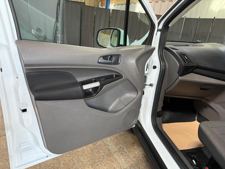 FORD TRANSIT CONNECT 1.5 240 EcoBlue Limited L2 Euro 6 (s/s) 5dr 2019