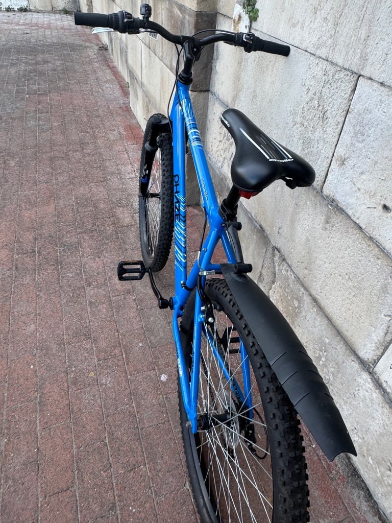 image for 🚲 Blue Bicycle – Great Condition (For Sale)