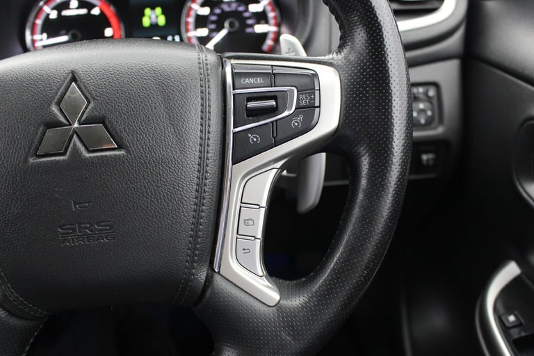 2020 Mitsubishi L200 Doublecab 2.2 Di-D Barbarian X 4WD Automatic Double Cab Pick-up Diesel Autom...