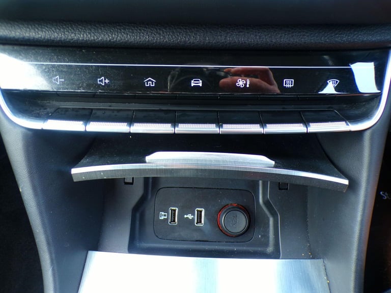2022 MG MG HS 1.5 T-GDI Excite SUV 5dr Petrol Manual Euro 6 (s/s) (162 ps) ESTATE Petrol Manual